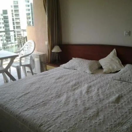 Luxury 4 Star Complex, Beach Front, Perfect Location Heart Of Sunny Beach Apartment *